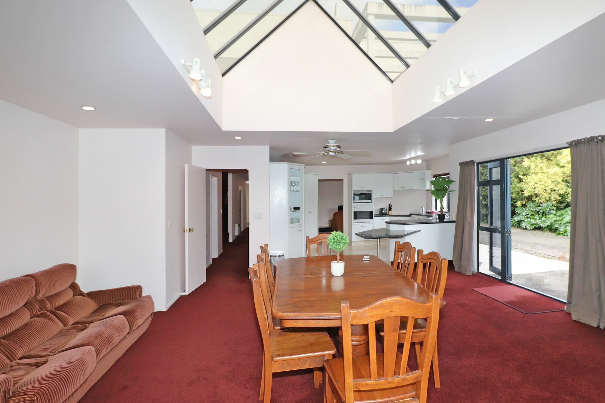 Family Home In Western Heights Hamilton Buitenkant foto