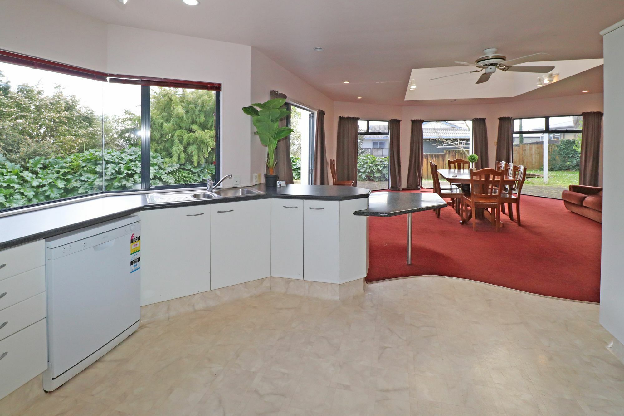 Family Home In Western Heights Hamilton Buitenkant foto